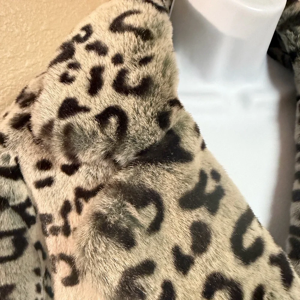4/$15 Blanc Noir Animal Print Teddy Jacket - Picture 2 of 7
